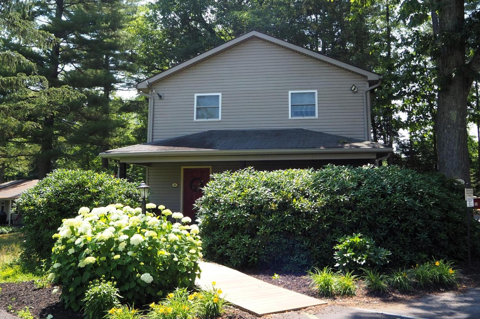 Woodfield Manor - A Sundance Vacations Property Cresco Exterior foto